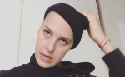 Актриса Ирина Горбачева обрила голову налысо