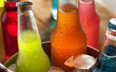 Ученые назвали сладкую газировку опасной для почек