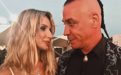 Лобода поздравила с 56-летием Линдеманна, замаскированного под врача