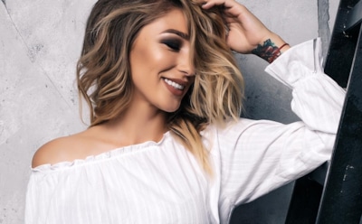 Настя Ивлеева стала актрисой сериала "Туристическая полиция"