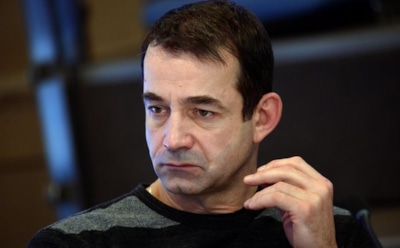 "Знайте свое место": Дмитрий Певцов обратился к навязчивым поклонникам