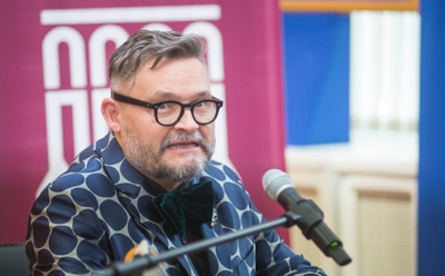 Александр Васильев назвал внешность Макеевой «бродвейской»