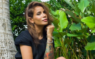 Айза Анохина поделилась «честным» селфи