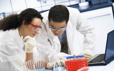 Биологи нашли бактерии, ускоряющие развитие рака легких