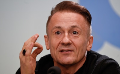 Олег Меньшиков рассказал, как уговорил Пугачеву на интервью