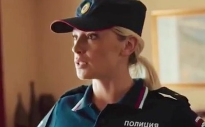 Настя Ивлеева насмешила пользователей снимком посреди мусора