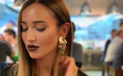 "Аэрофлот" вернул утерянный чемодан Бузовой сломанным