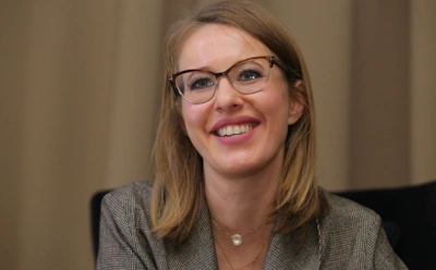 Матильда Шнурова в шоу «Осторожно, Собчак»: о бизнесе, разводе и детях