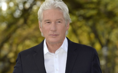 7 звёзд, исповедующих буддизм