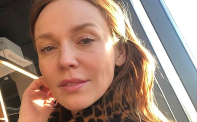 Альбина Джанабаева призналась, что сыновья во всем равняются на отца