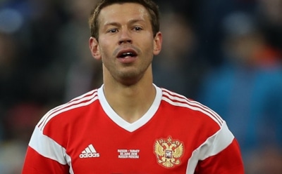 Костюмер «Вечернего Урганта» боялась гладить костюм Федора Смолова