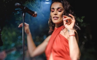 Сати Казанова вспомнила о неудачной поездке мужа в Россию