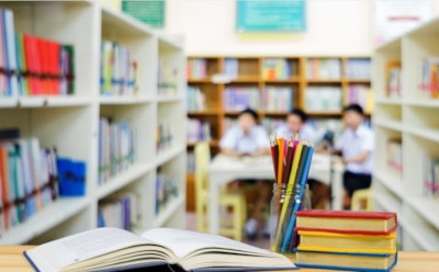 Директор школы назвал шалостью акцию пятиклассников «Без баб»