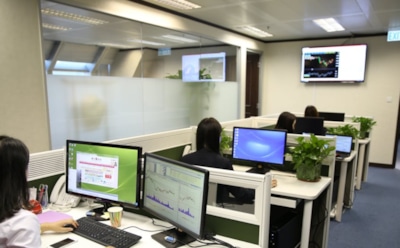 Ученые объяснили ненависть к коллегам на работе