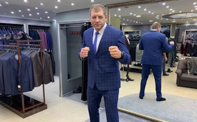 Александр Емельяненко оправдался за ДТП с дебошем