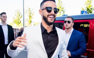 Блогер Гусейн Гасанов подарил «Гелендваген» случайной подписчице