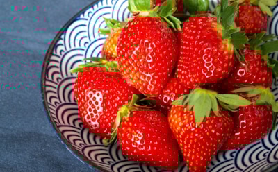 Ученые: клубника может защитить кожу от старения