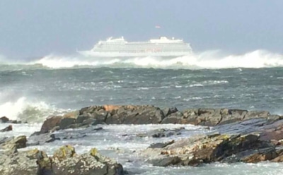 У берегов Норвегии терпит бедствие круизный лайнер