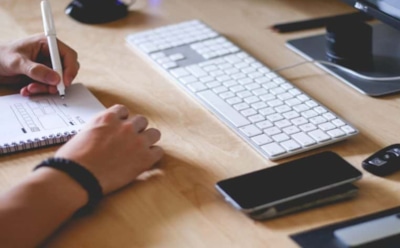 Медики: нездоровая еда мешает бороться с ленью на рабочем месте