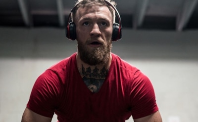 Уход Конора Макгрегора из спорта связали с успехом его виски