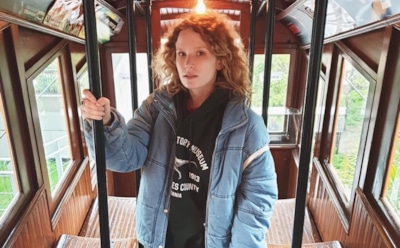 Монеточка кардинально сменила имидж для нового клипа