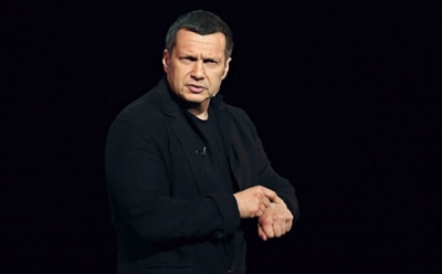 «Ей стыдно за меня?»: Соловьев об отказе гендиректора «Дождя» пожимать ему руку