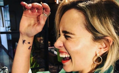 Эмилия Кларк показала, как в реальности выглядит ее дракон из "Игры престолов"