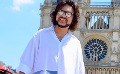 "Париж, Москва с вами": звезды о пожаре в Нотр-Даме