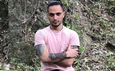 Участник «Последнего героя» Денис Высоцкий разводится с женой