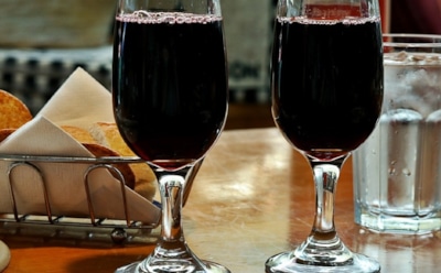 В Крыму впервые воссоздали античное вино времен Византии