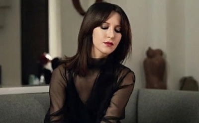 Матильда Шнурова показала идеальный шпагат и рассказала про годы тренировок