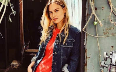 Модель Бар Рафаэли объяснила неуплату налогов романом с Ди Каприо