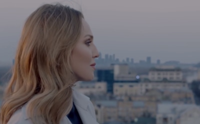 Альбина Джанабаева выпустила новый клип «День и ночь»