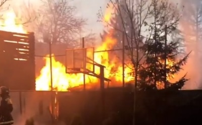 Рэпер Гуф снял на своей даче сильный пожар