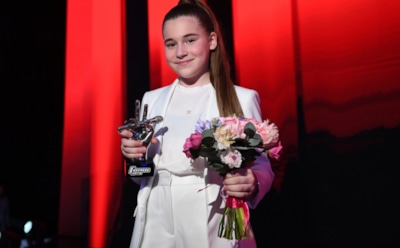 СМИ посчитали, сколько фанаты заплатили за победу дочери Алсу в детском «Голосе»