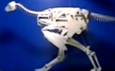 Ученые с помощью робота выяснили, как динозавры научились летать