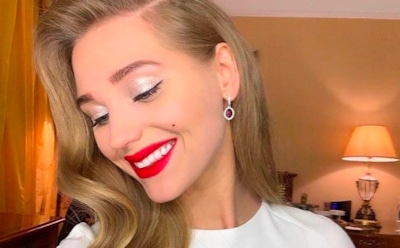 Кристина Асмус высмеяла хейтеров с помощью их же комментариев