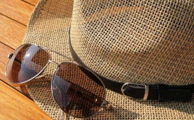 Медики: солнцезащитные средства потенциально опасны