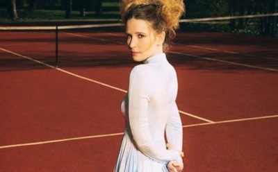 Монеточка удивила поклонников идеальным шпагатом