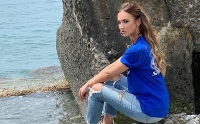 Бузова выложила "честные" фото и посмеялась над своей внешностью