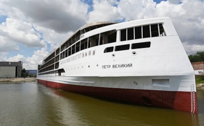 На воду спущен первый российский круизный лайнер