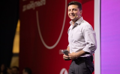 Гарик Харламов показал видео, на котором Зеленский «распускает» Раду