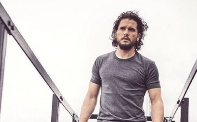 Появились первые фото Харингтона из клиники