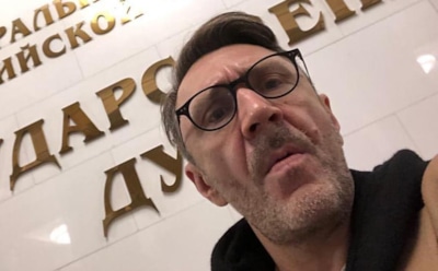 Шнуров в Госдуме предложил вернуть в кино мат