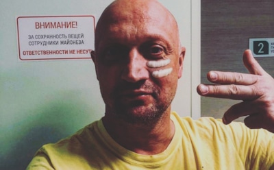 Куценко и Воробьев напугали гостей ресторана дракой по сценарию