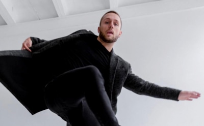 Влад Соколовский записал танцевальное видео с 53-летним отцом