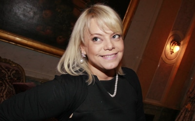 «Жду девочку!»: «беременная» Яна Поплавская разыграла фанатов