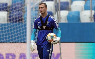 СМИ: вратарь сборной РФ по футболу Лунев задержан в аэропорту за дебош