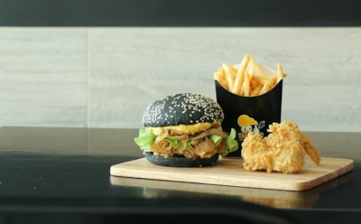 Ученые назвали необратимую опасность фастфуда