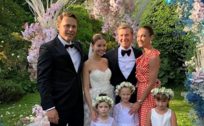 "Идеальный бывший": Бузова пришла на свадьбу друзей с Майоровым